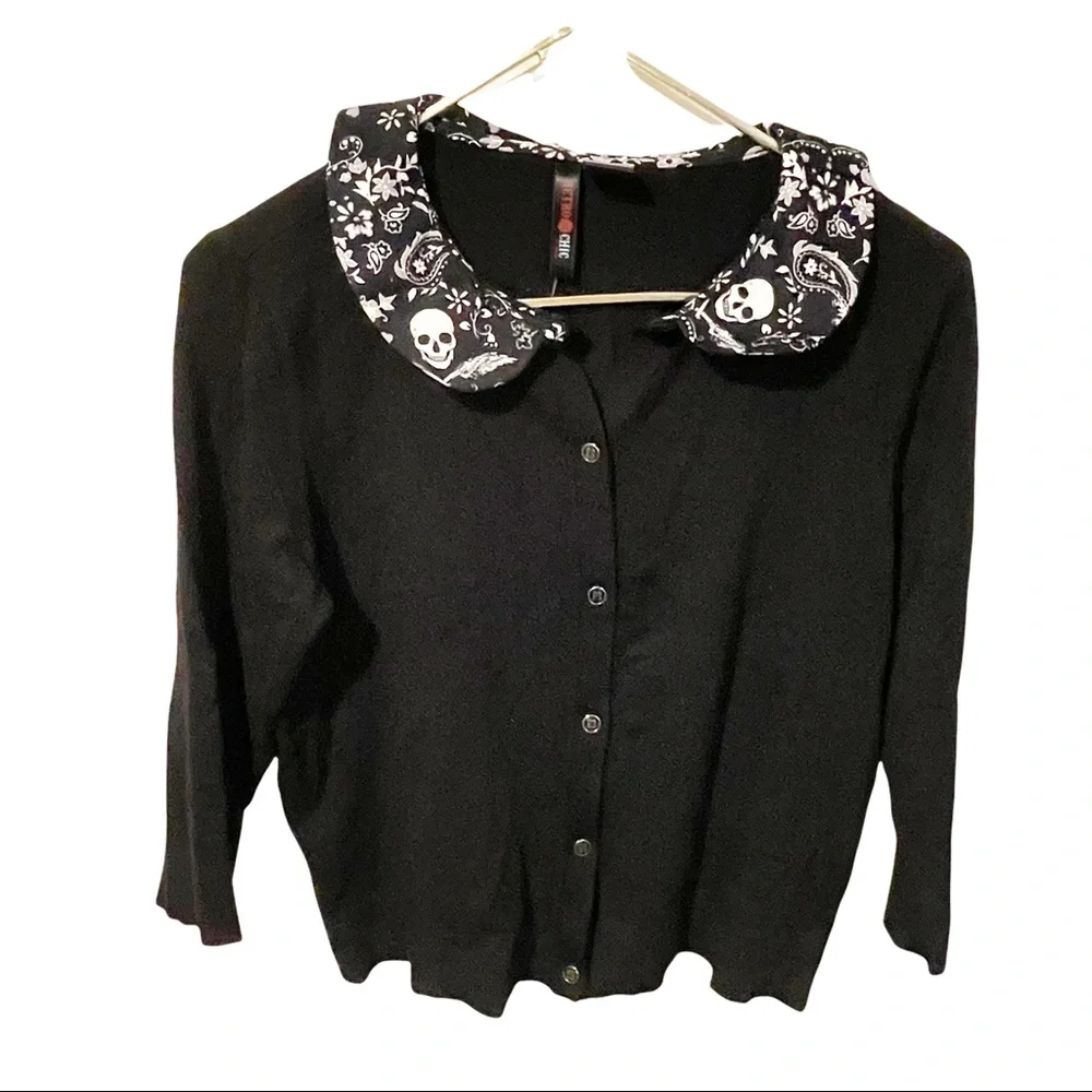 Torrid Plus Size Black Retro Skull Peter Pan Collar Button Front Cardigan 1X New